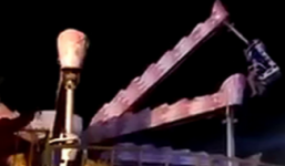 Hy hữu: Cô gái bị mắc kẹt giữa không trung khi chơi thử trò cảm giác mạnh